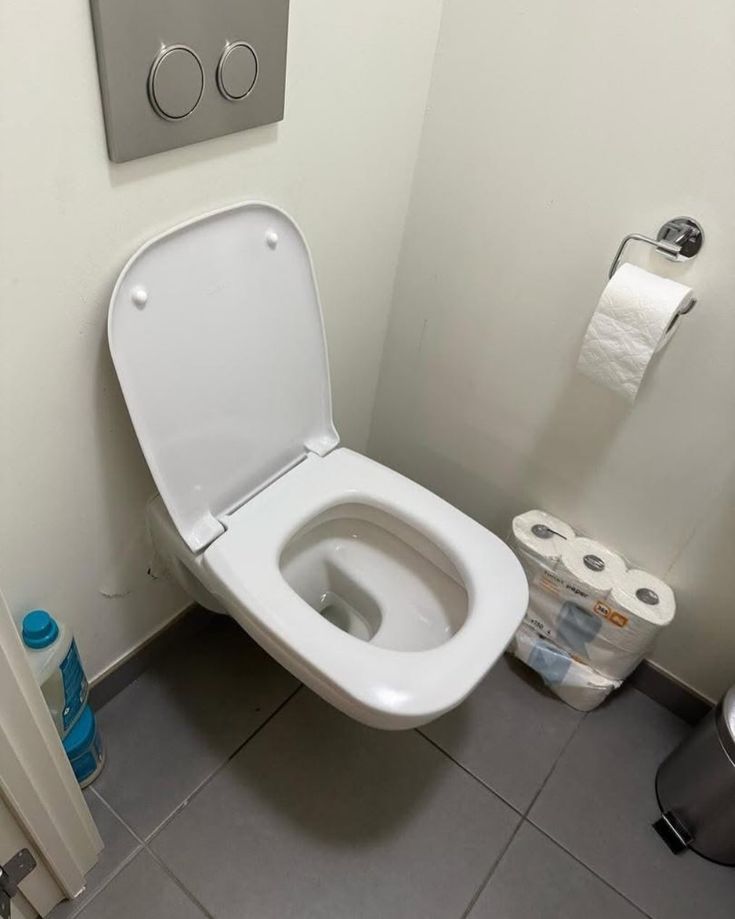 🚽 Attention Bruxelles ! 🚽__Une canalisation…